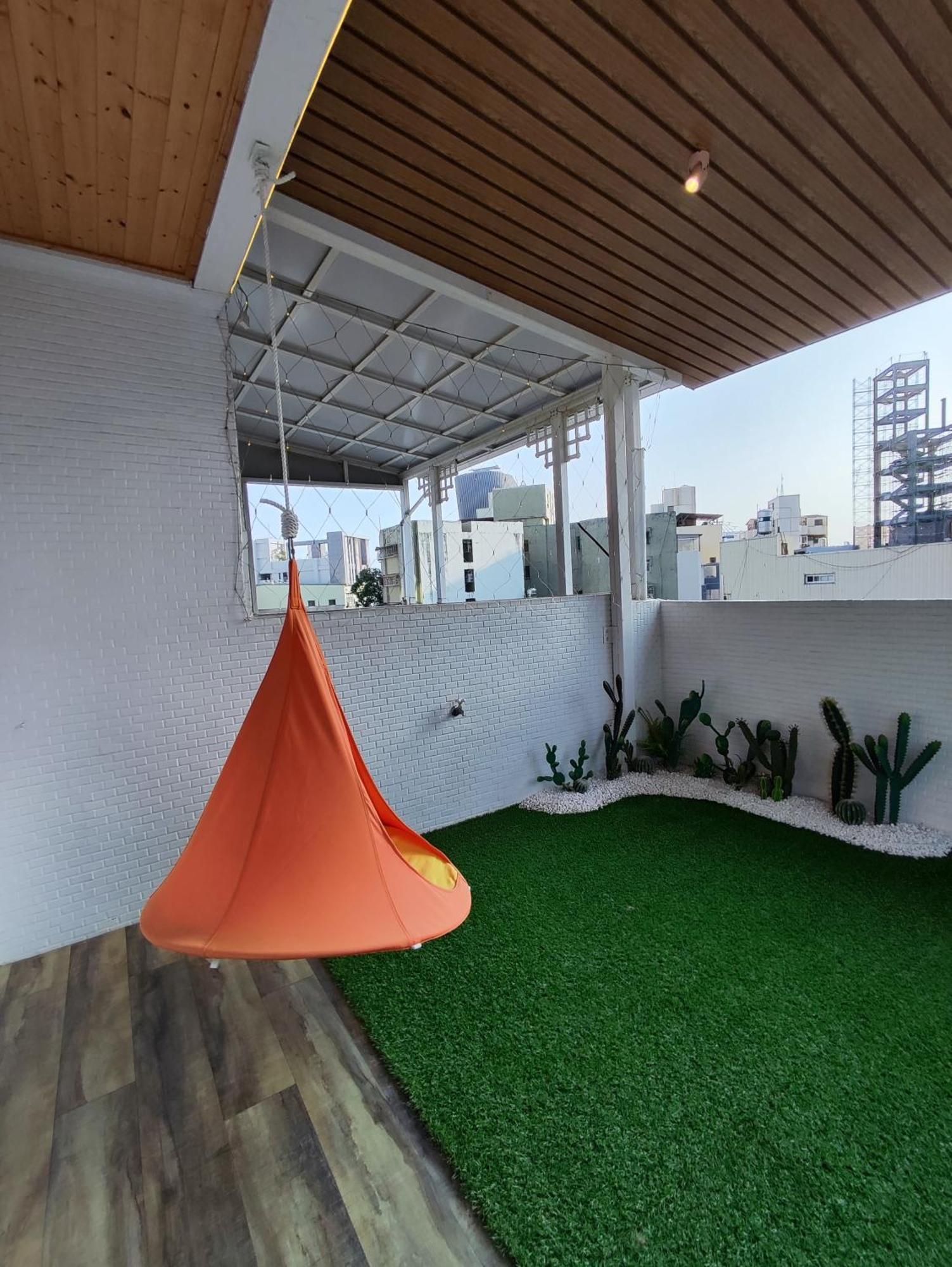 棚棚屋室內帳篷民宿inn Kaohsiung Exterior photo